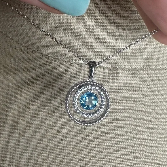 Zales blue and silver round necklace